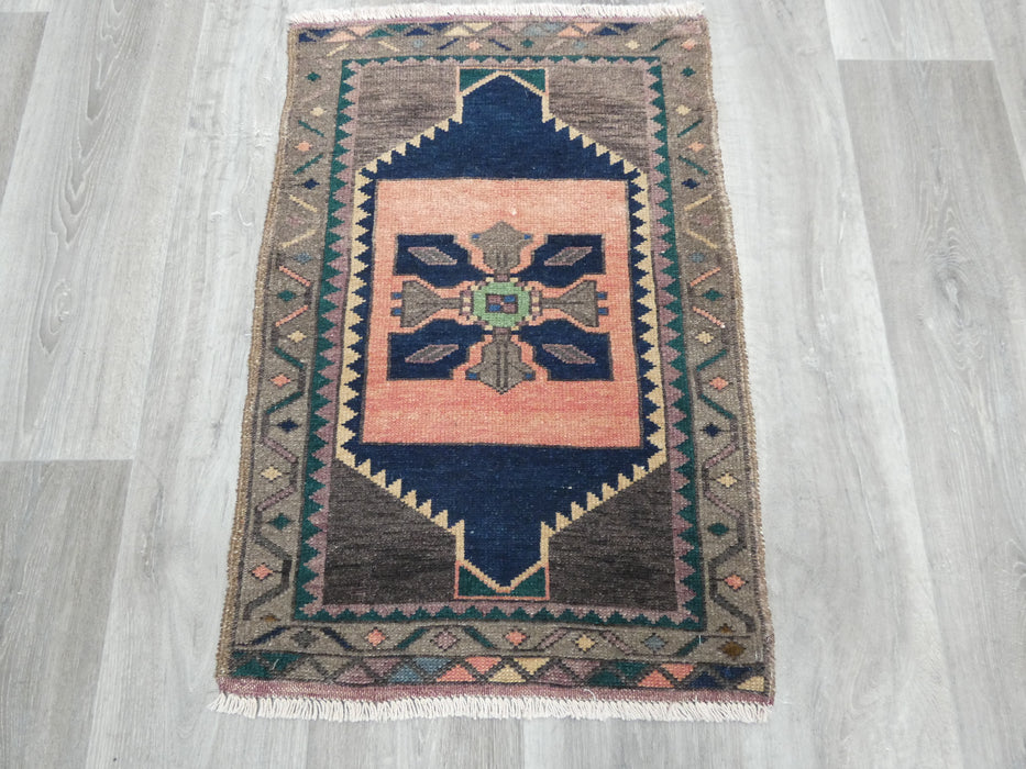 Vintage Hand Knotted Anatolian Turkish Rug Size: 79 x 53cm - Rugs Direct