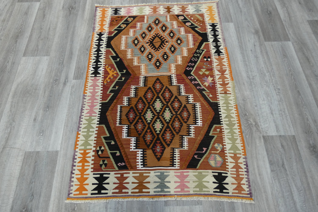 Handmade Fine Turkish Anatolian Kilim Rug Size: 146 x 100cm- Rugs Direct 