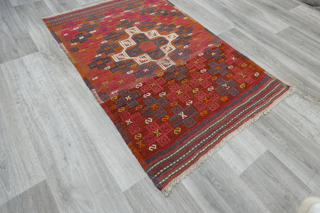 Handmade Fine Turkish  Anatolian Kilim Rug Size: 130 x 90cm- Rugs Direct