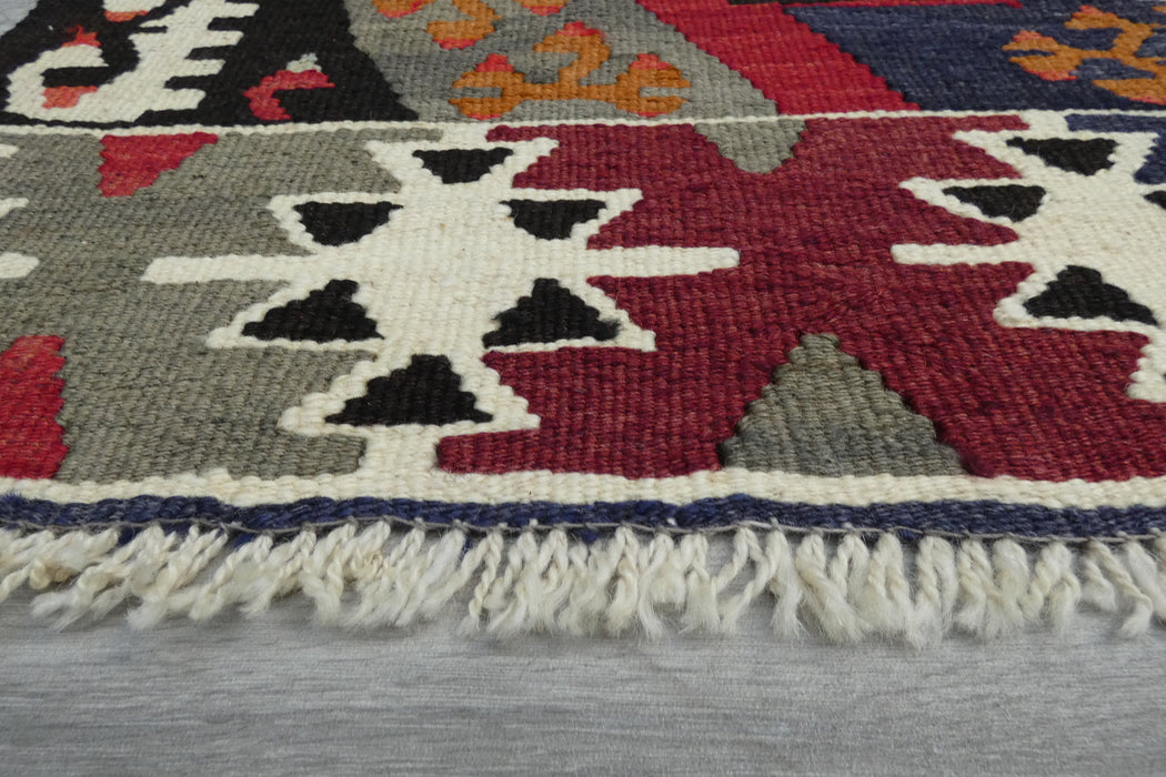 Handmade Fine Turkish Anatolian Kilim Rug Size: 185 x 130cm- Rugs direct 