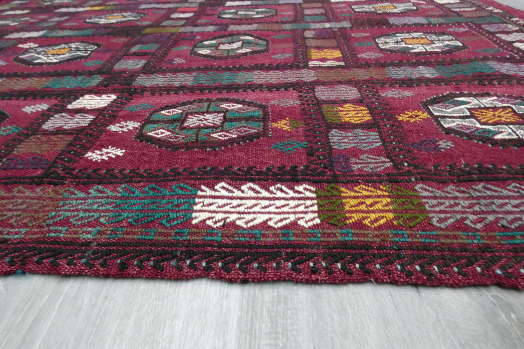 Handmade Fine Turkish Anatolian Kilim Rug Size: 160 x 132cm- Rugs Direct