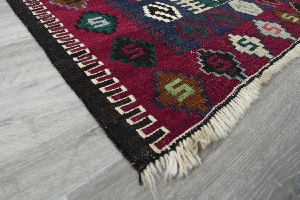 Handmade Fine Turkish Anatolian Kilim Rug Size: 163 x 130cm- Rugs Direct 