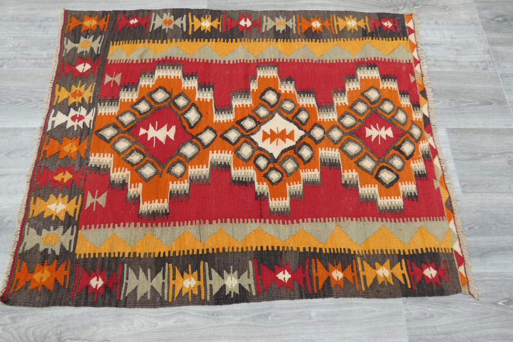 Handmade Fine Turkish Anatolian Kilim Rug Size: 110 x 90cm- Rugs direct 