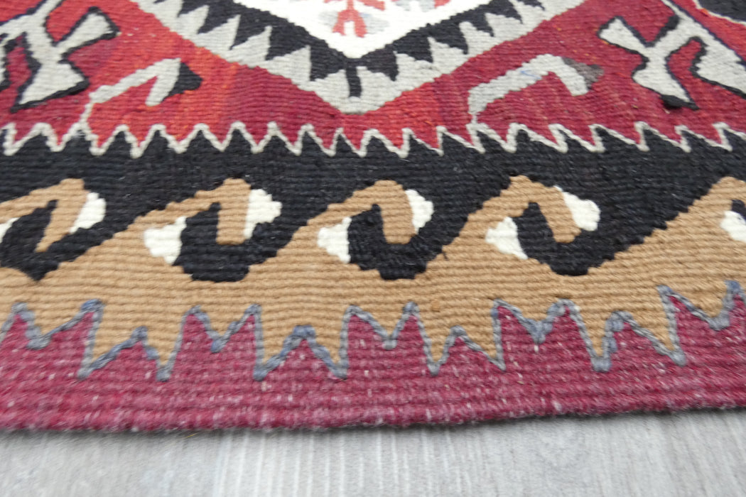 Handmade Fine Turkish Anatolian Kilim Rug Size: 123 x 80cm- Rugs Direct 