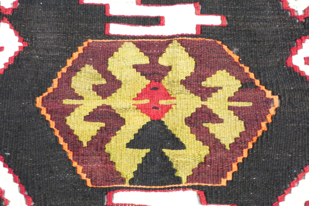 Handmade Fine Turkish Anatolian Kilim Rug Size: 210 x 130cm- Rugs Direct 