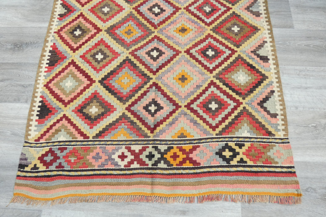 Handmade Fine Turkish Anatolian Kilim Rug Size: 145 x 103cm- Rugs Direct 