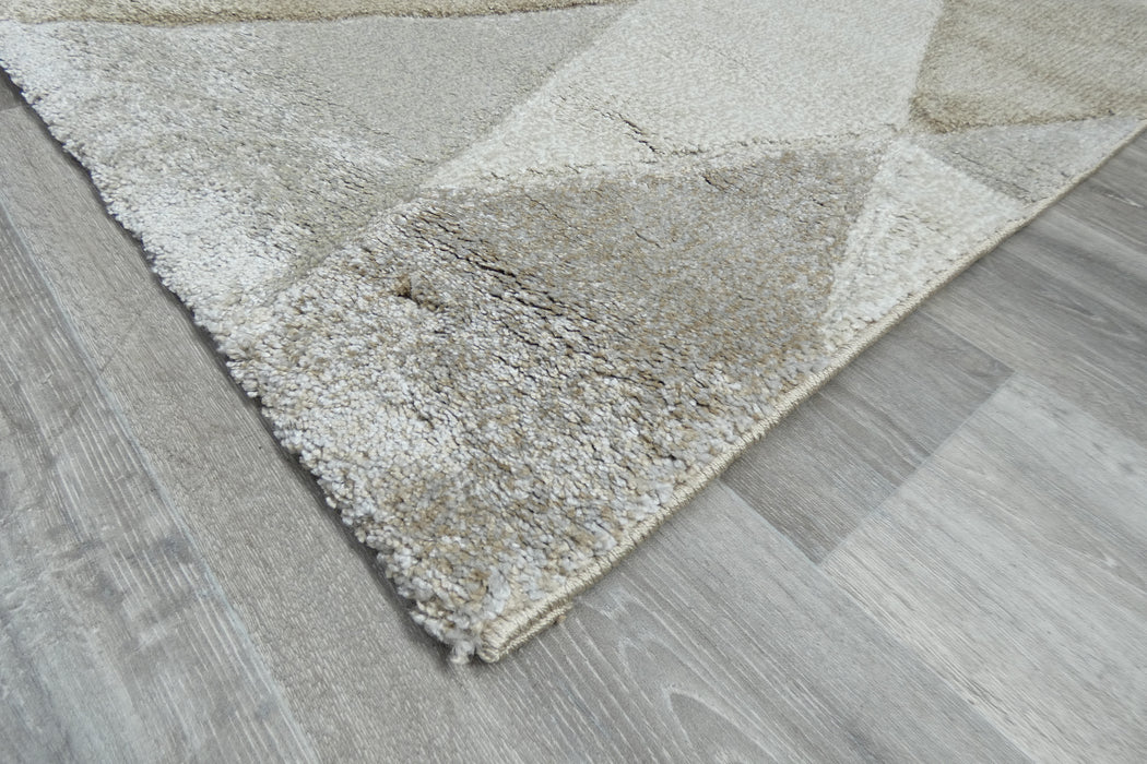 Mahsa Collection Geometric Triangle Rug in Beige and Cream – Elegant Neutral Design- RUGS DIRECT 